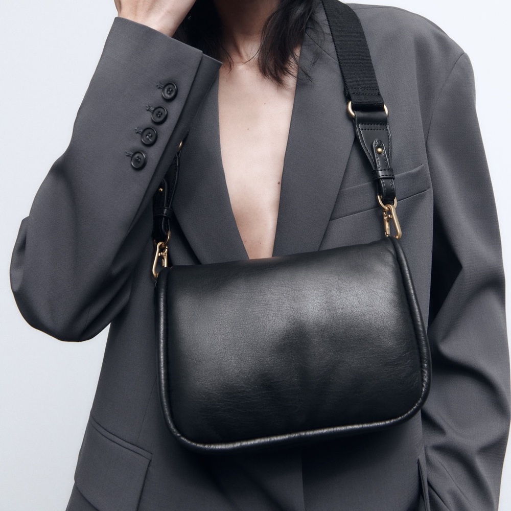 ISO this Zara QUILTED CROSSBODY BAG
BLACK 1/6076/110/800/03